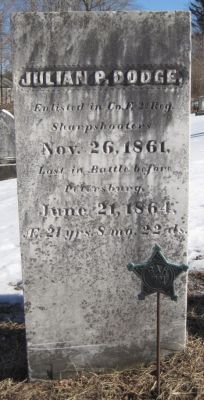 julian-dodge-gravestone
