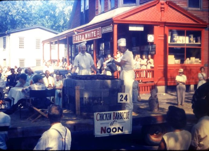 parade float 1955